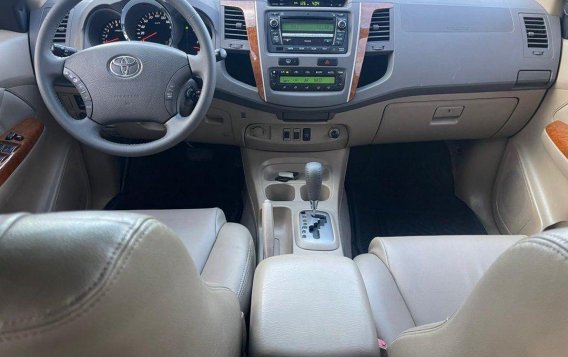 Purple Toyota Fortuner 2009 for sale in Pasig-7