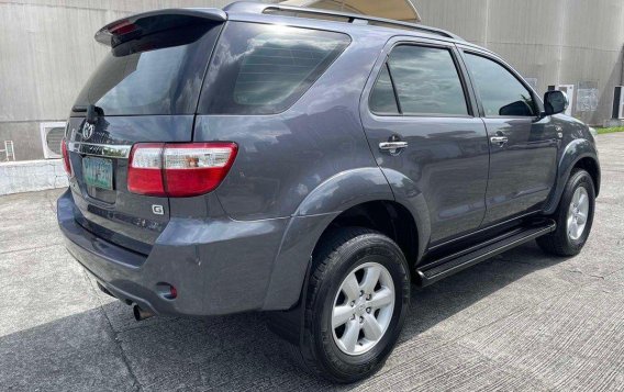 Sell Purple 2010 Toyota Fortuner in Pasig-9