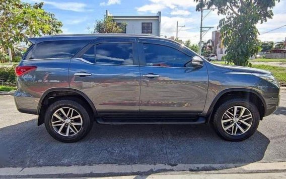 Selling Purple Toyota Fortuner 2017 in Imus-9
