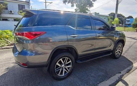 Selling Purple Toyota Fortuner 2017 in Imus-3