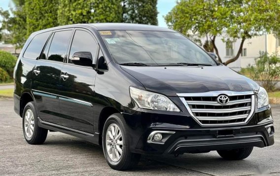 Selling Purple Toyota Innova 2015 in Manila