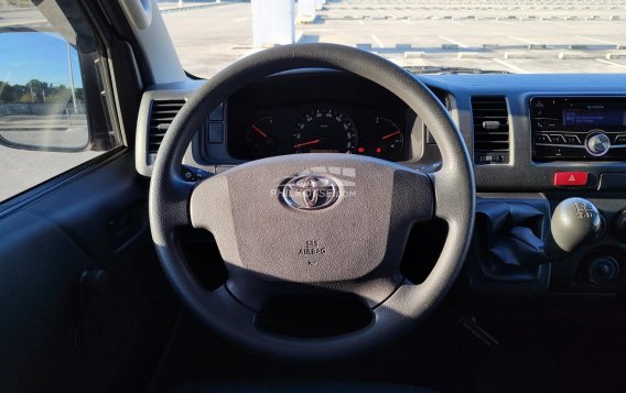 2021 Toyota Hiace  Commuter 3.0 M/T in Angeles, Pampanga-4