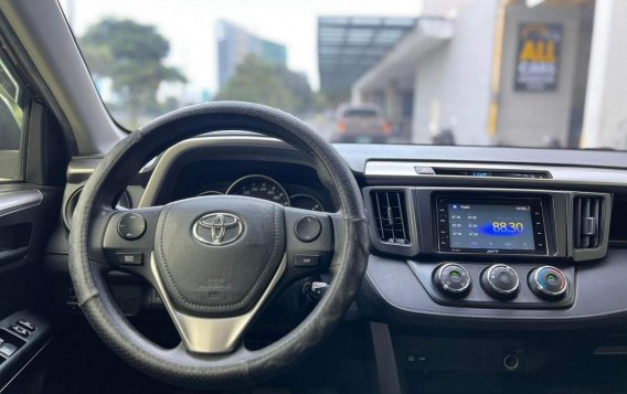 2016 Toyota RAV4 in Makati, Metro Manila-10