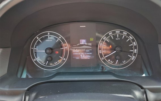 2017 Toyota Innova  2.8 E Diesel AT in Parañaque, Metro Manila-1