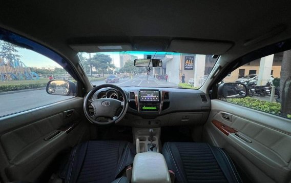 Purple Toyota Fortuner 2009 for sale in Makati-7