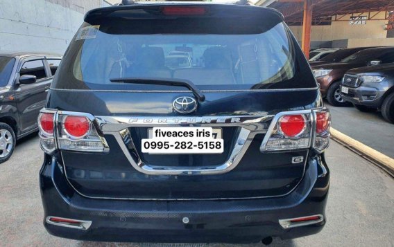 Purple Toyota Fortuner 2014 for sale in Manual-1