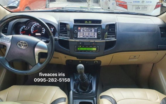 Purple Toyota Fortuner 2014 for sale in Manual-5