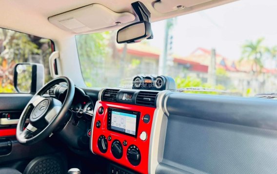 2015 Toyota FJ Cruiser  4.0L V6 in Manila, Metro Manila