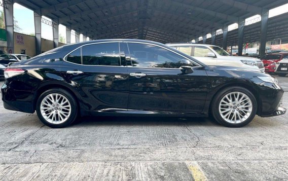 Purple Toyota Camry 2019 for sale in Pasig-1
