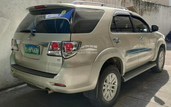 2013 Toyota Fortuner  2.4 G Diesel 4x2 AT in Quezon City, Metro Manila-6