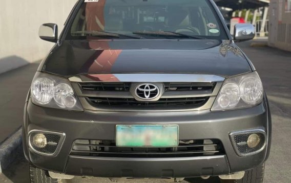 Sell Purple 2008 Toyota Fortuner in Manila-1