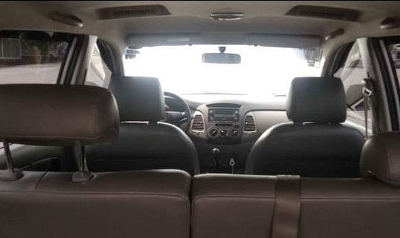 2010 Toyota Innova  2.8 J Diesel MT in San Jose del Monte, Bulacan-4