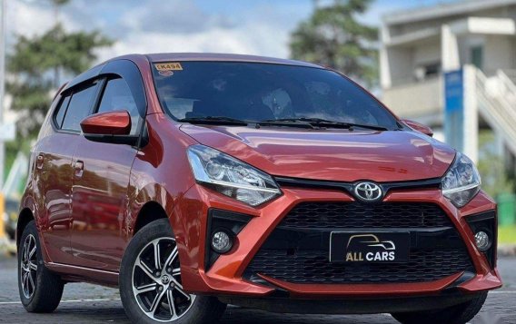 Selling Orange Toyota Wigo 2021 in Makati