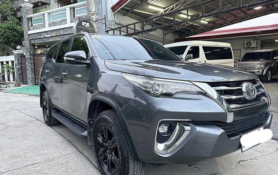 Purple Toyota Fortuner 2017 for sale in Bacoor-1