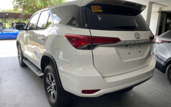 Purple Toyota Fortuner 2022 for sale in Quezon City-1