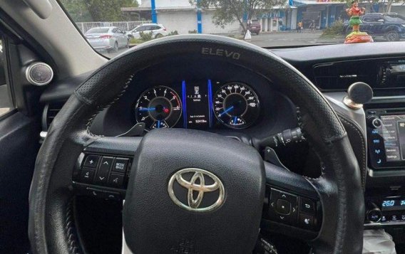 Sell Pearl White 2016 Toyota Fortuner in Cainta-3