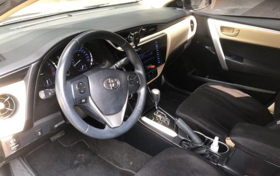 Sell Purple 2018 Toyota Corolla altis in Pasig-4