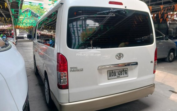 2015 Toyota Hiace in Pasay, Metro Manila-11