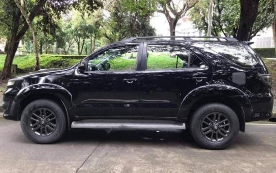 Purple Toyota Fortuner 2015 for sale in Quezon City-1