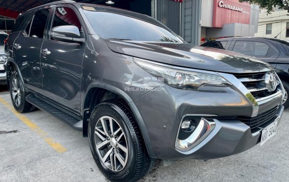 2018 Toyota Fortuner  2.4 V Diesel 4x2 AT in Las Piñas, Metro Manila-9