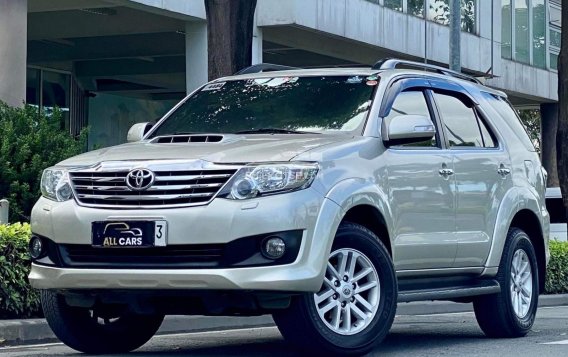 2014 Toyota Fortuner in Makati, Metro Manila-12