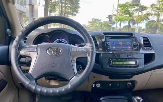 2014 Toyota Fortuner in Makati, Metro Manila-9