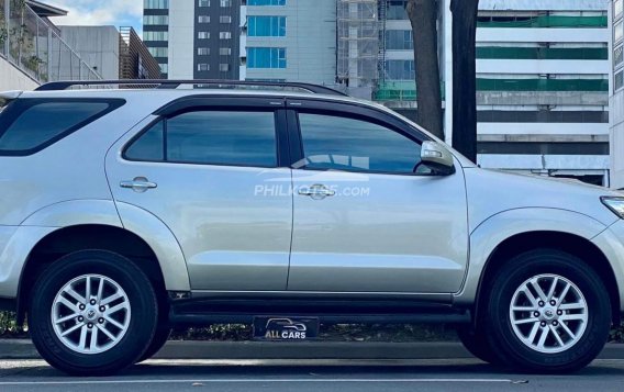 2014 Toyota Fortuner in Makati, Metro Manila-2