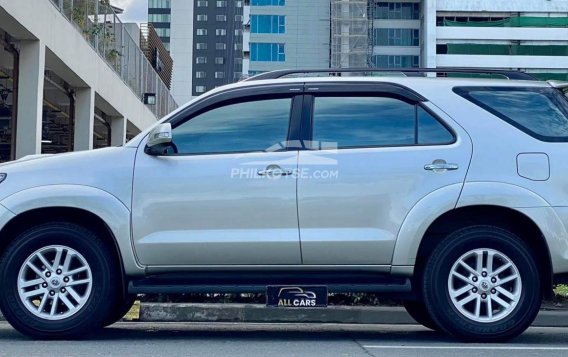 2014 Toyota Fortuner in Makati, Metro Manila-3