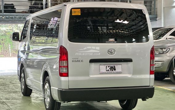 2021 Toyota Hiace  Commuter 3.0 M/T in Marikina, Metro Manila-6
