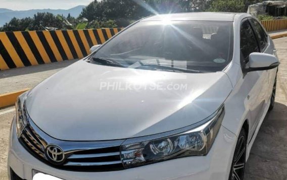 2015 Toyota Corolla Altis  1.6 E MT in Baguio, Benguet-3