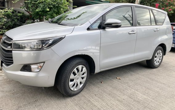 2017 Toyota Innova  2.0 J Gas MT in Quezon City, Metro Manila-2