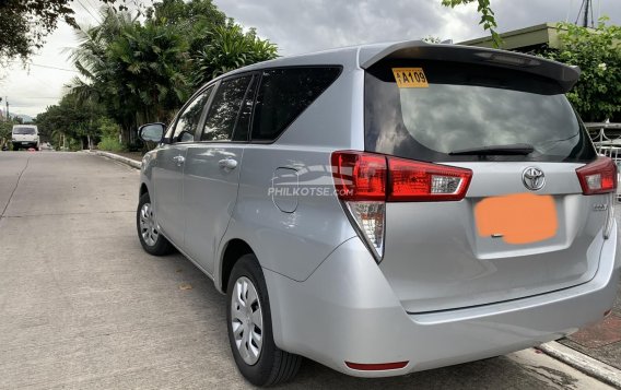 2017 Toyota Innova  2.0 J Gas MT in Quezon City, Metro Manila