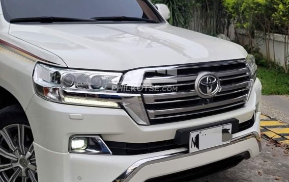 2019 Toyota Land Cruiser VX 3.3 4x4 AT in Manila, Metro Manila-9