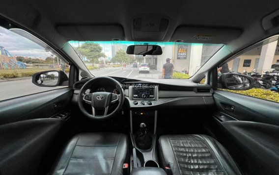 2017 Toyota Innova in Makati, Metro Manila-8