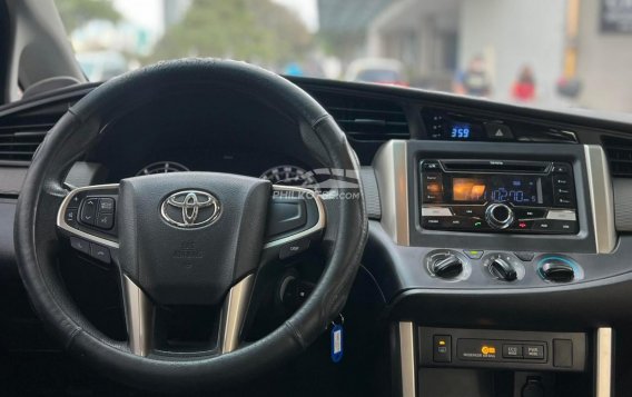 2017 Toyota Innova in Makati, Metro Manila-5