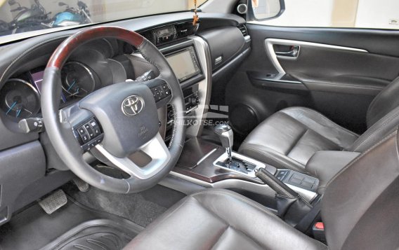 2018 Toyota Fortuner  2.4 V Diesel 4x2 AT in Lemery, Batangas-18