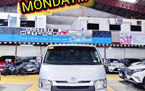 2019 Toyota Hiace  Commuter 3.0 M/T in Quezon City, Metro Manila-0