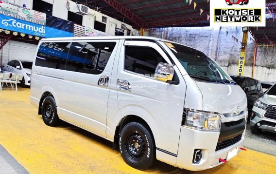 2019 Toyota Hiace  Commuter 3.0 M/T in Quezon City, Metro Manila-1