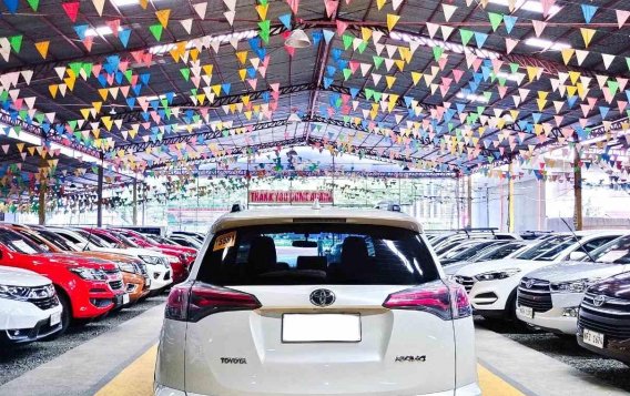 2017 Toyota RAV4  2.5 Active+ 4X2 AT in Quezon City, Metro Manila-3