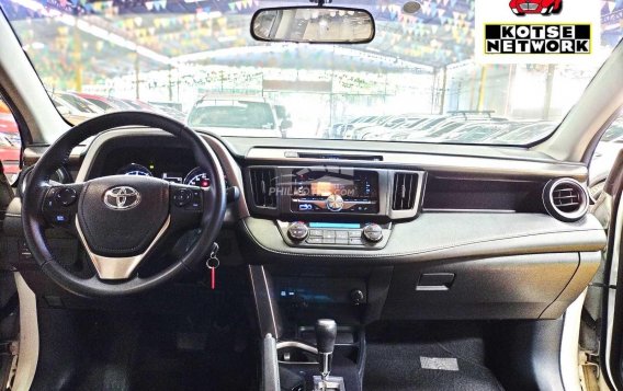 2017 Toyota RAV4  2.5 Active+ 4X2 AT in Quezon City, Metro Manila-9