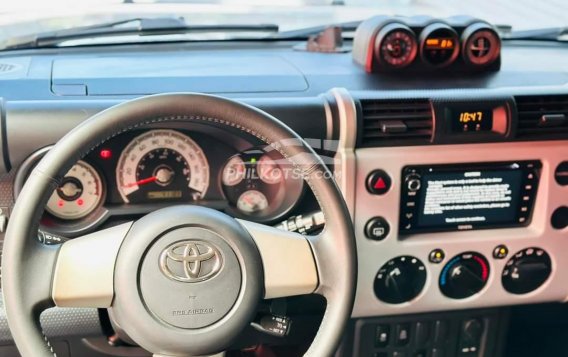 2018 Toyota FJ Cruiser  4.0L V6 in Manila, Metro Manila-9