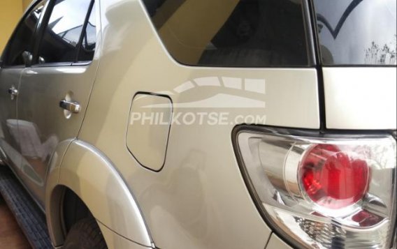 2014 Toyota Fortuner  2.4 G Diesel 4x2 AT in Quezon City, Metro Manila-9