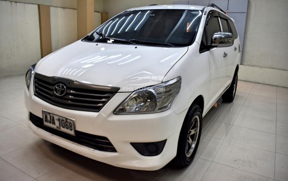 2015 Toyota Innova  2.8 J Diesel MT in Lemery, Batangas-9