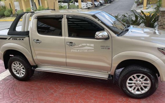 2013 Toyota Hilux in Manila, Metro Manila-9
