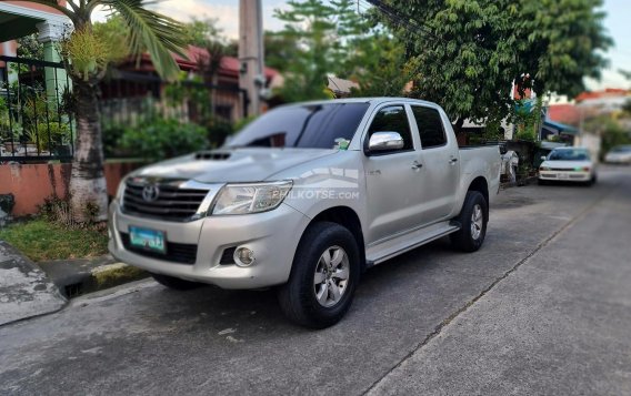 2013 Toyota Hilux  2.4 E DSL 4x2 M/T in Bacoor, Cavite-2