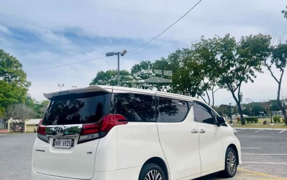 2018 Toyota Alphard  3.5 Gas AT in Manila, Metro Manila-4
