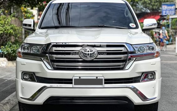 2016 Toyota Land Cruiser VX 3.3 4x4 AT in Manila, Metro Manila-1