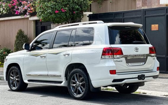 2016 Toyota Land Cruiser VX 3.3 4x4 AT in Manila, Metro Manila-27