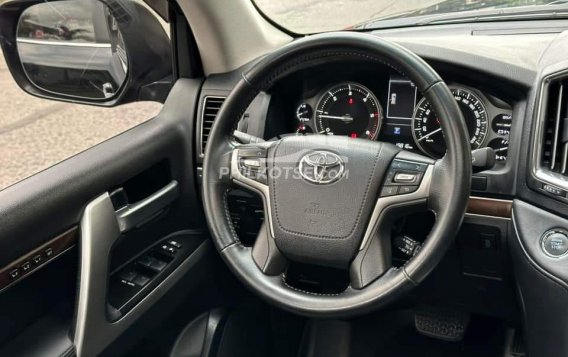 2017 Toyota Land Cruiser in Manila, Metro Manila-8