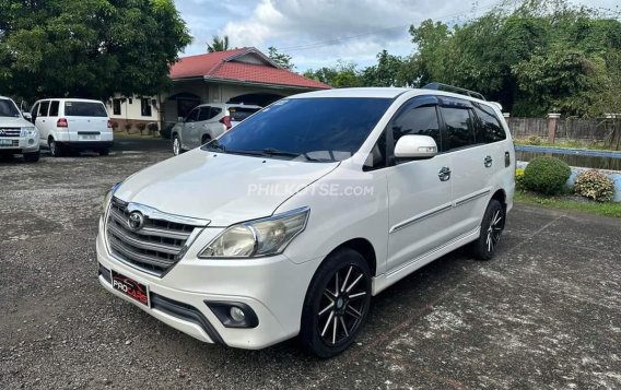 2015 Toyota Innova  2.8 G Diesel AT in Manila, Metro Manila-14